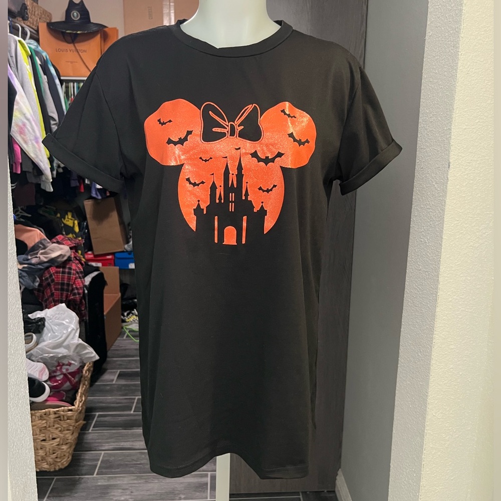 NWOT Minnie Mouse Spooky Short Sleeve Top